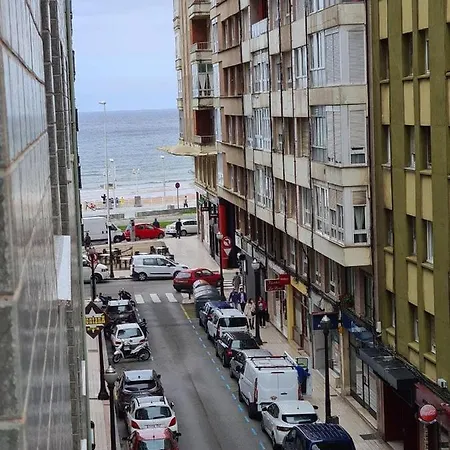 112a - A Pocos Metros De La Playa. 3 Dormitorios شقة